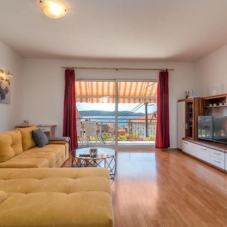 Comfortable Apartment Near The Sea 特罗吉尔 外观 照片