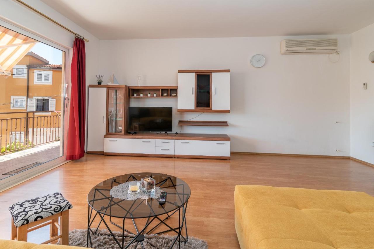 Comfortable Apartment Near The Sea 特罗吉尔 外观 照片